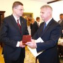 Ministru prezidents tikās ar Polijas Centrālās bankas prezidentu (4777059798)